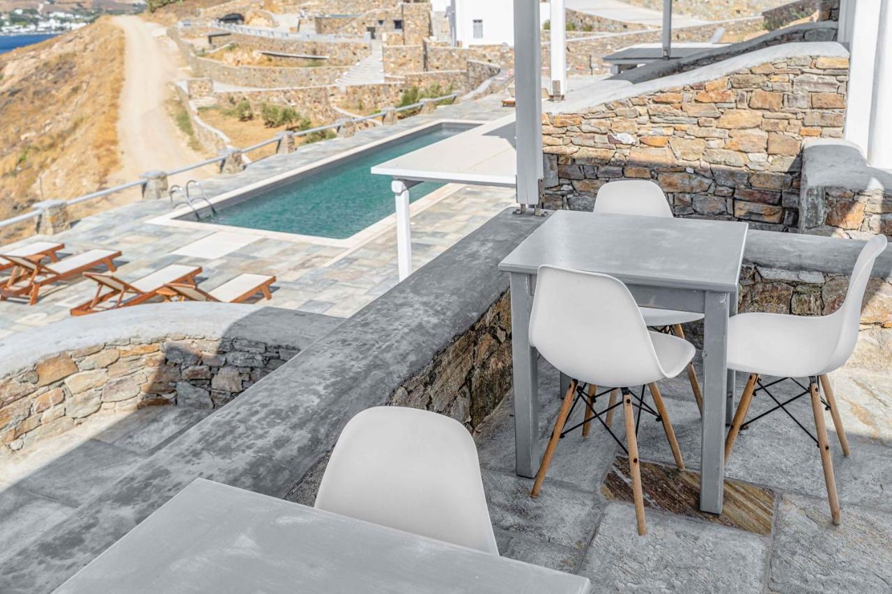 Belvedere * Livadi (Serifos)